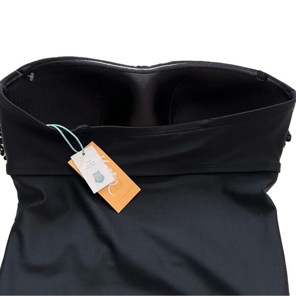 Kona Sol Swimsuit One Piece Black Crochet Flounce Strapless High Coverage Small - Picture 8 of 12